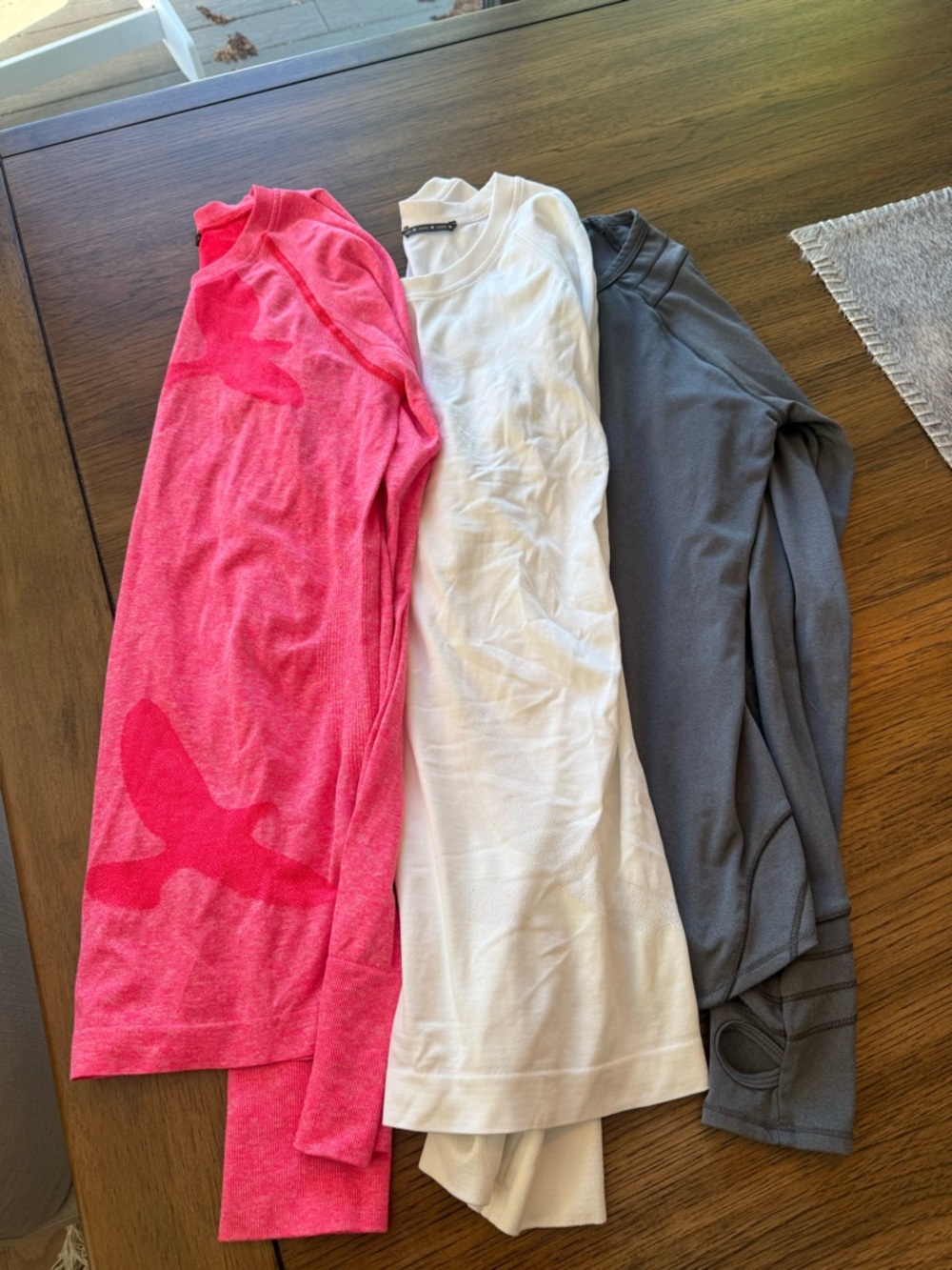 Oiselle Flyte Tops (2) Medium with 1 Free Gray Oiselle in size 4 
Bundle